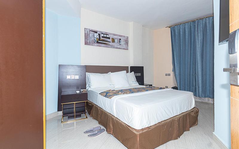Hotel Le Figaro Douala Exterior foto